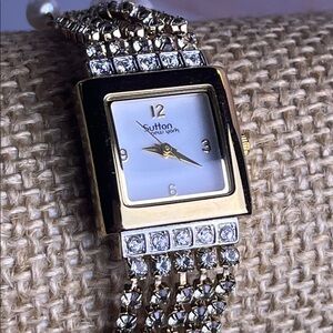 Sutton New York Ladies Gold Pearl & Rhinestone  Watch **READ**